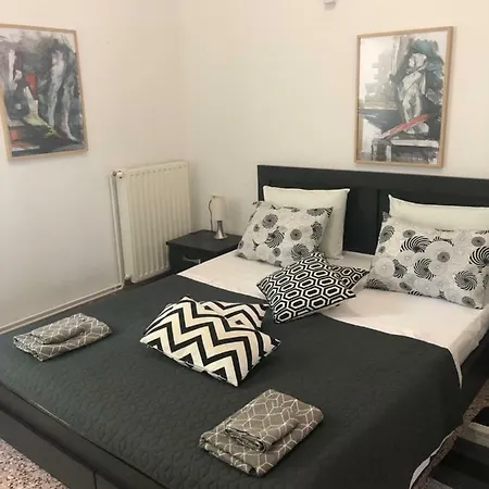 Chania Center Flat *